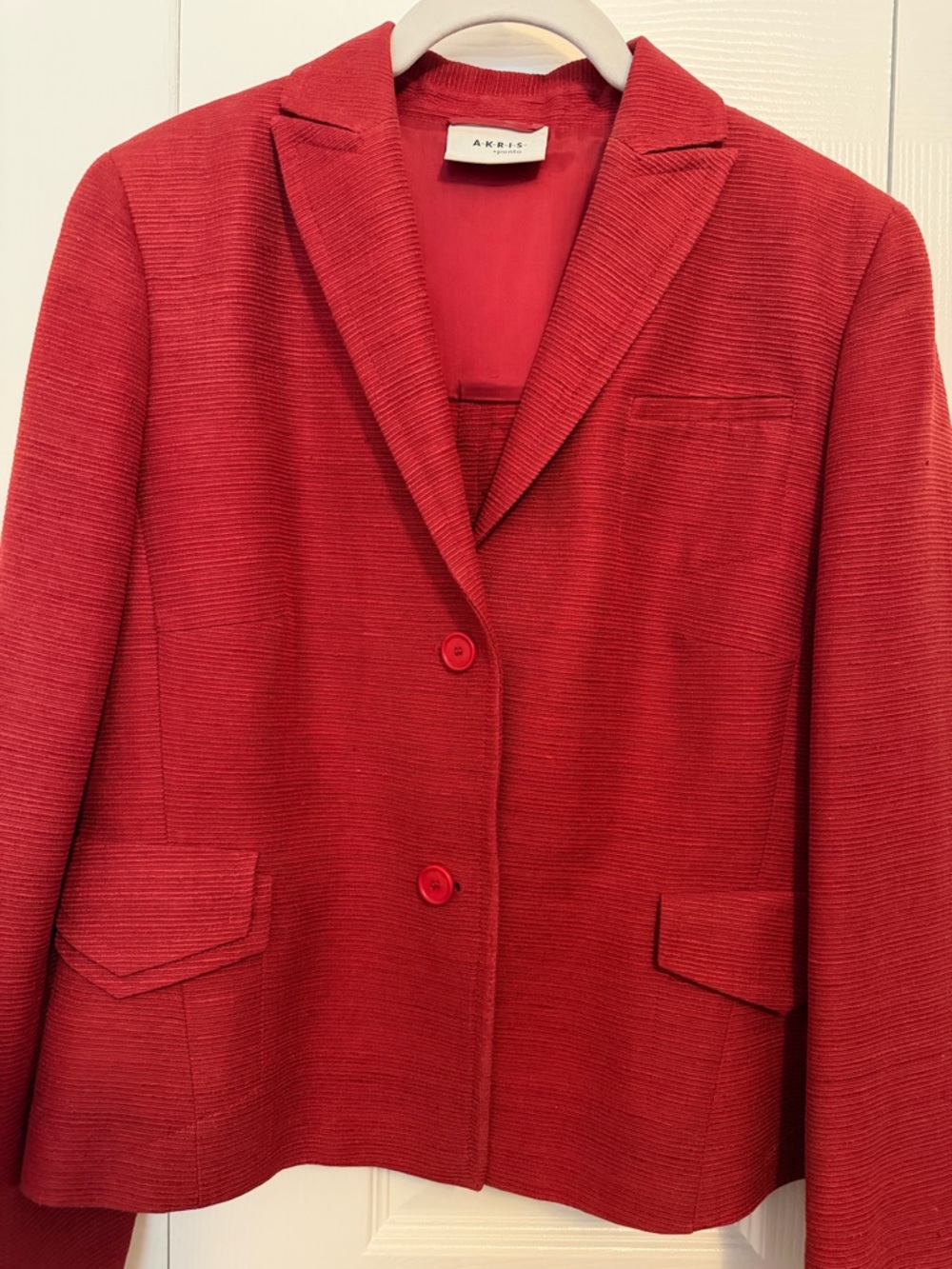 Akris Punto Textured Red Two-Button Blazer